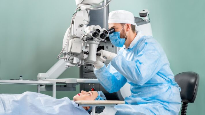 eye doctor Türkiye Neden Bölgenin En İyi Göz Doktorlarına ve Hastanelerine Sahip?